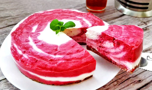 Творожно-ягодный торт без выпечки