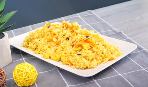 Рис с кабачками на сковороде (плов без мяса)